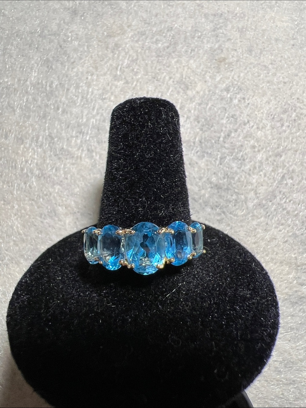 Vintage 10k Gold Swiss Blue Topaz with Five Graduated Stones size 9
